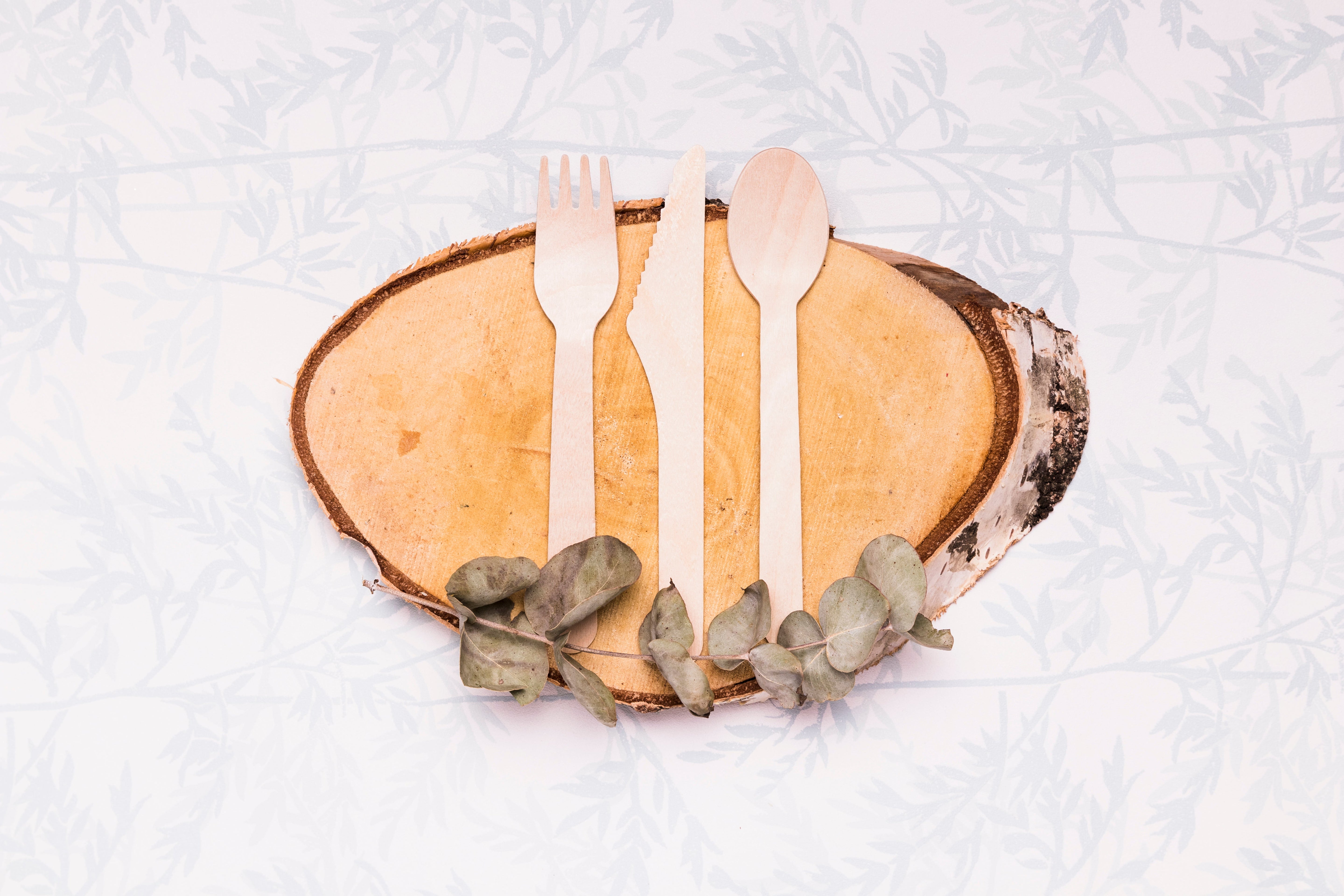 Cubiertos de madera ecológicos